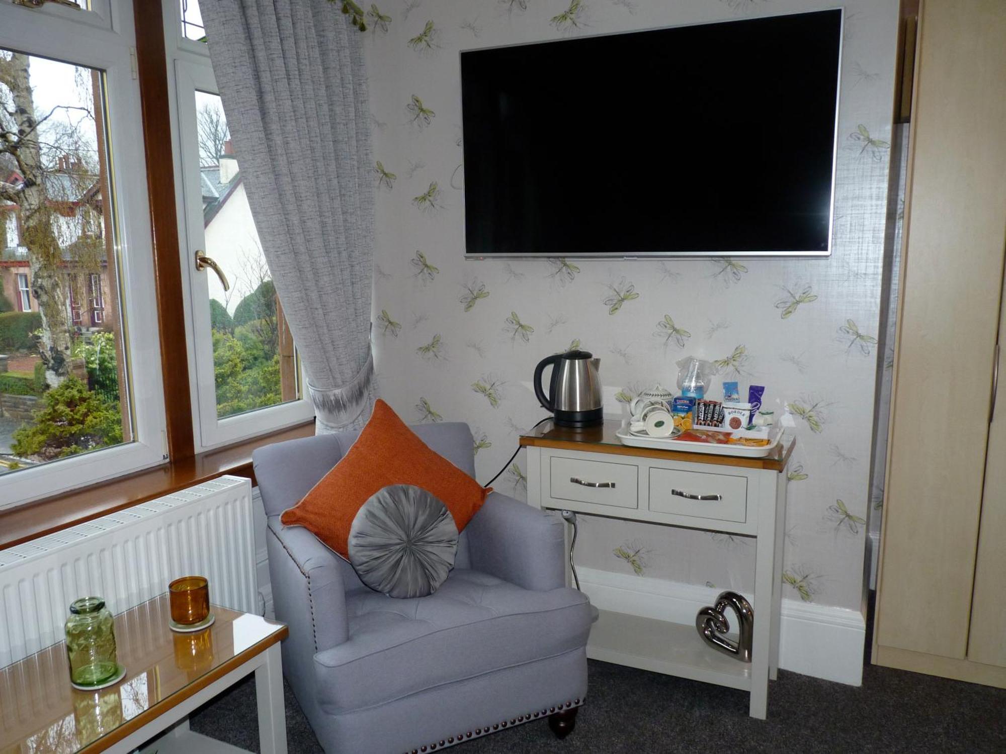 Muirholm Bed And Breakfast Paisley Exterior photo