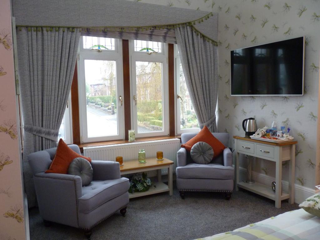 Muirholm Bed And Breakfast Paisley Room photo