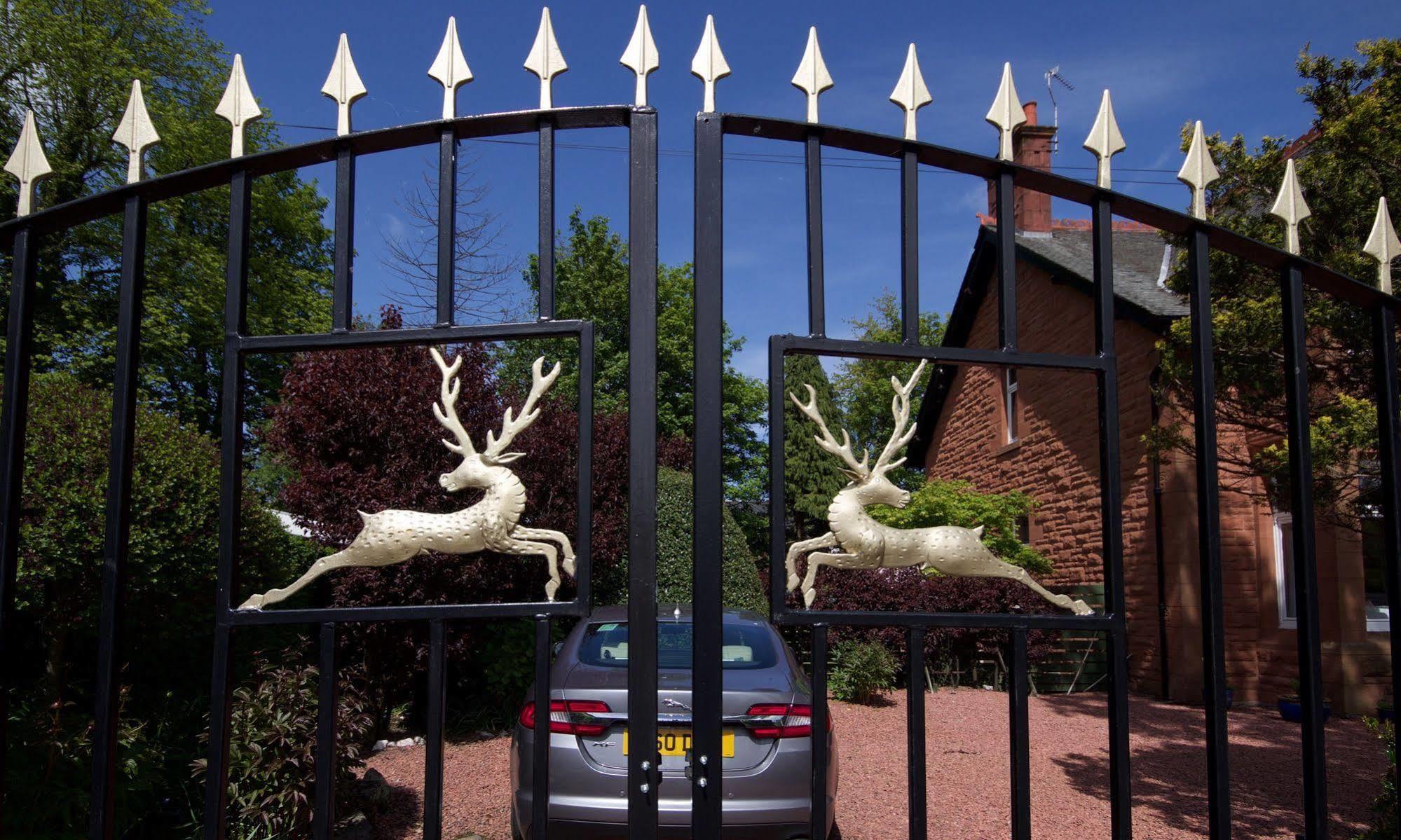 Muirholm Bed And Breakfast Paisley Exterior photo