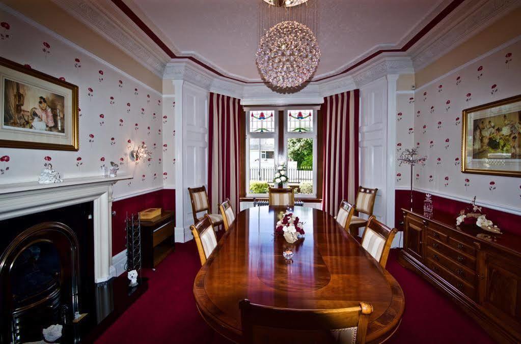 Muirholm Bed And Breakfast Paisley Exterior photo